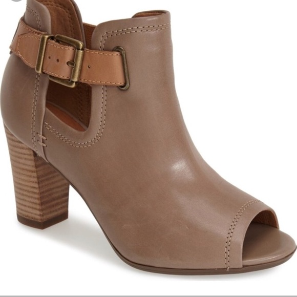 clarks open toe ankle boots